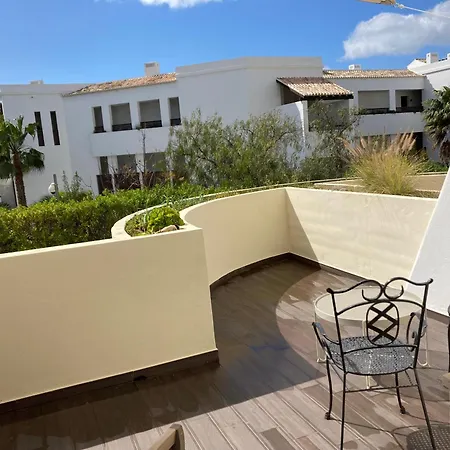 Magnolia Mar * Lagos