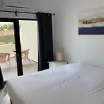Magnolia Mar * Lagos